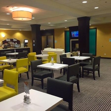 Holiday Inn Express Thunder Bay By Ihg Exterior foto