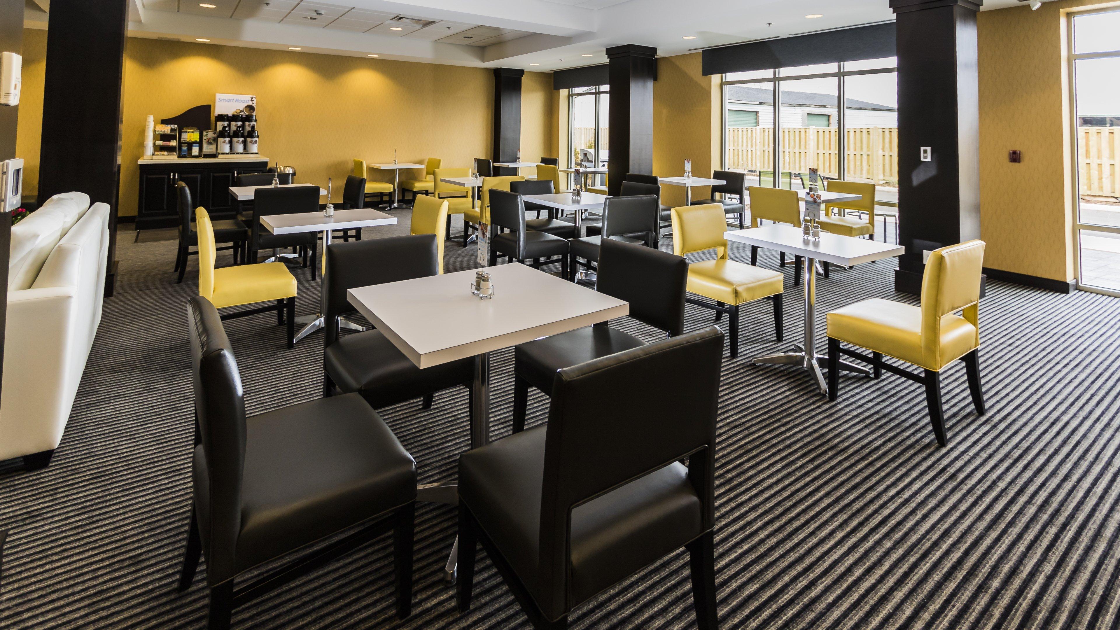 Holiday Inn Express Thunder Bay By Ihg Exterior foto